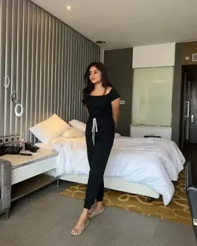 Call Girls Sindgi Cash On Delivery